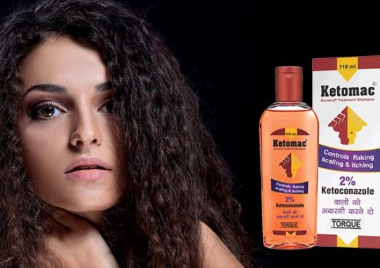 Oily Hair and Dandruff? What should you Do?