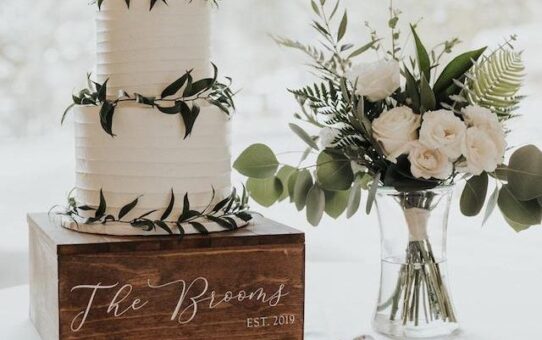 15 IDEAS FOR YOUR WEDDING CAKE STAND